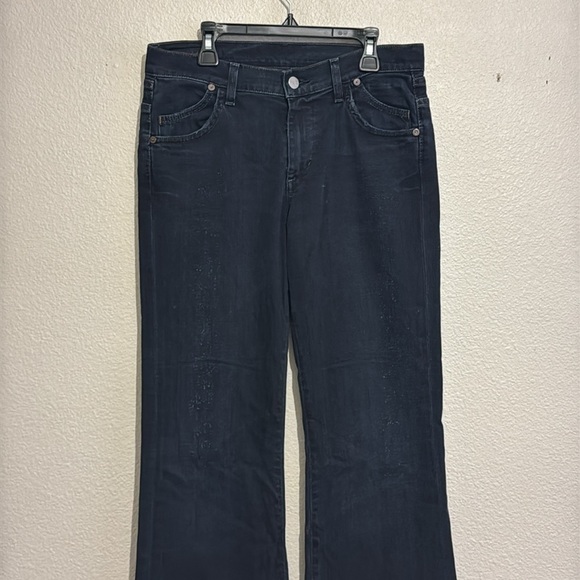 Citizens of Humanity Low-Rise Flare Jeans - Picture 2 of 8